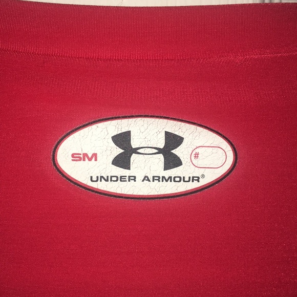 red under armour long sleeve - Picture 3 of 3